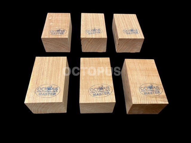 Spanish Cedar Neck Heel