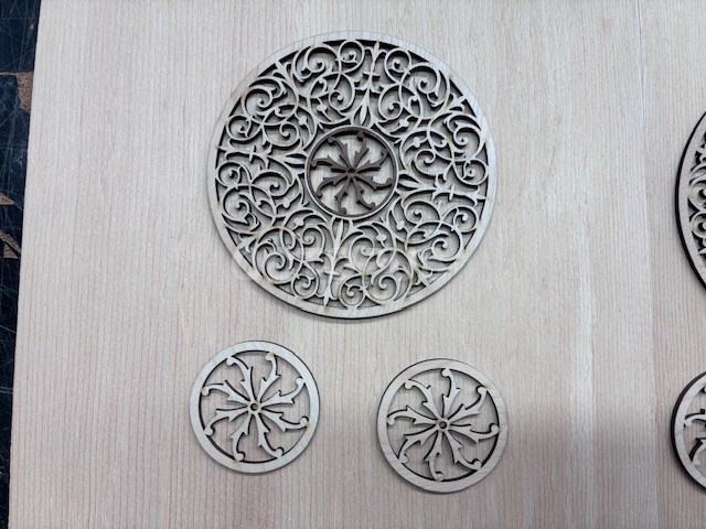 100-50 Maple Oud Rosette