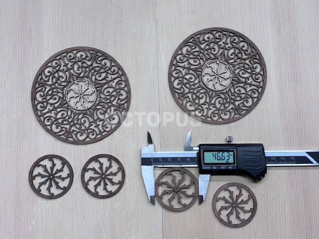 100-50 Walnut Oud Rosette
